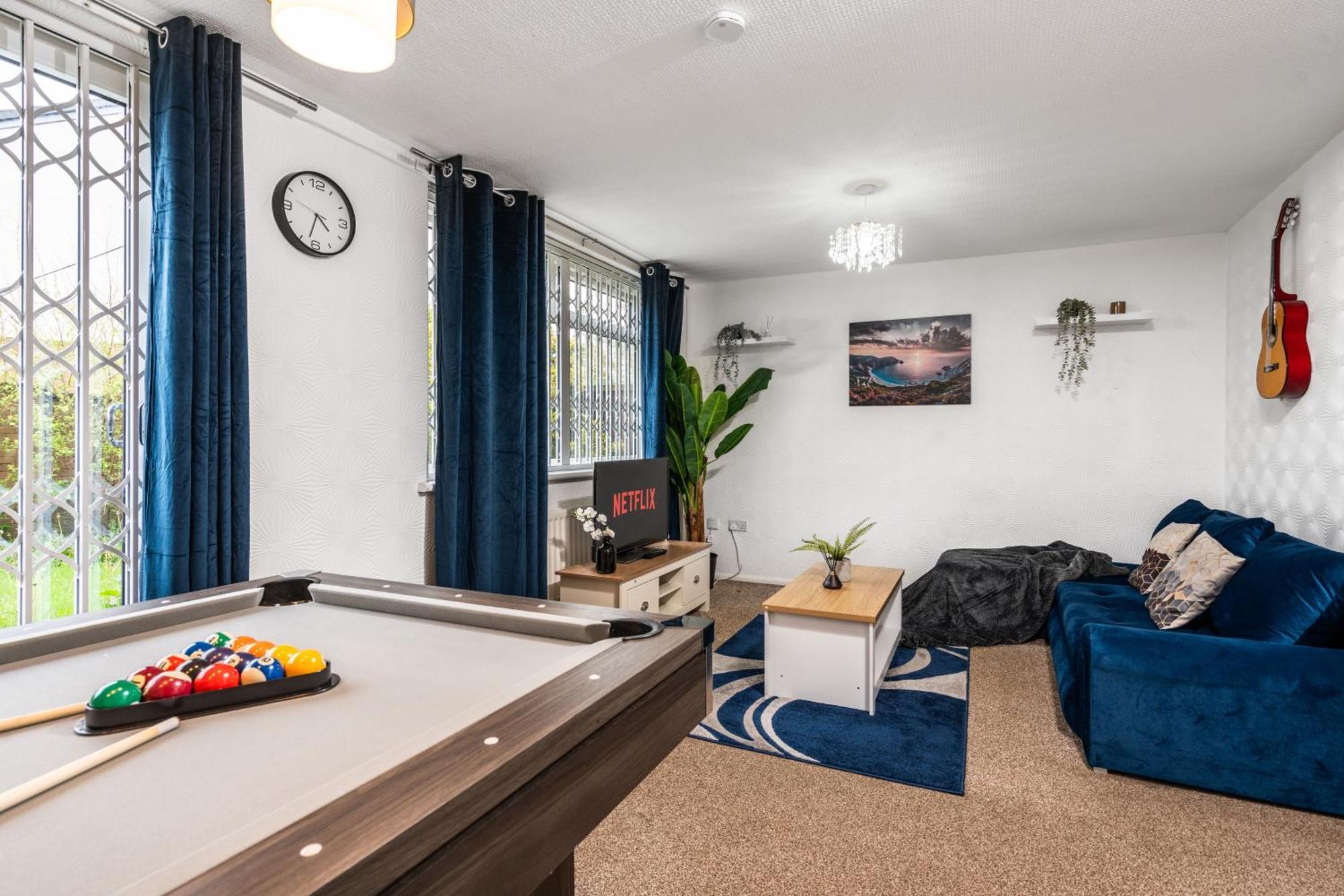 Majestic Gem - Pool Table - Coop - Etihad - Parking Villa Manchester Bagian luar foto