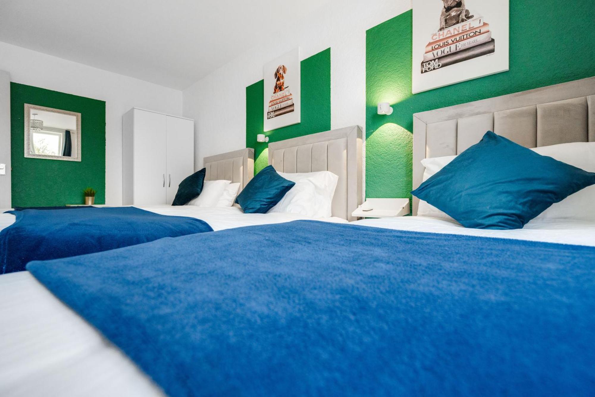 Majestic Gem - Pool Table - Coop - Etihad - Parking Villa Manchester Bagian luar foto
